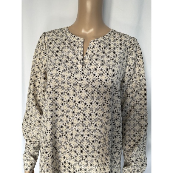 Pleione Womens  Cream Black Geometric  Blouse Top sz S V-Neck Long Sleeve - Picture 2 of 8